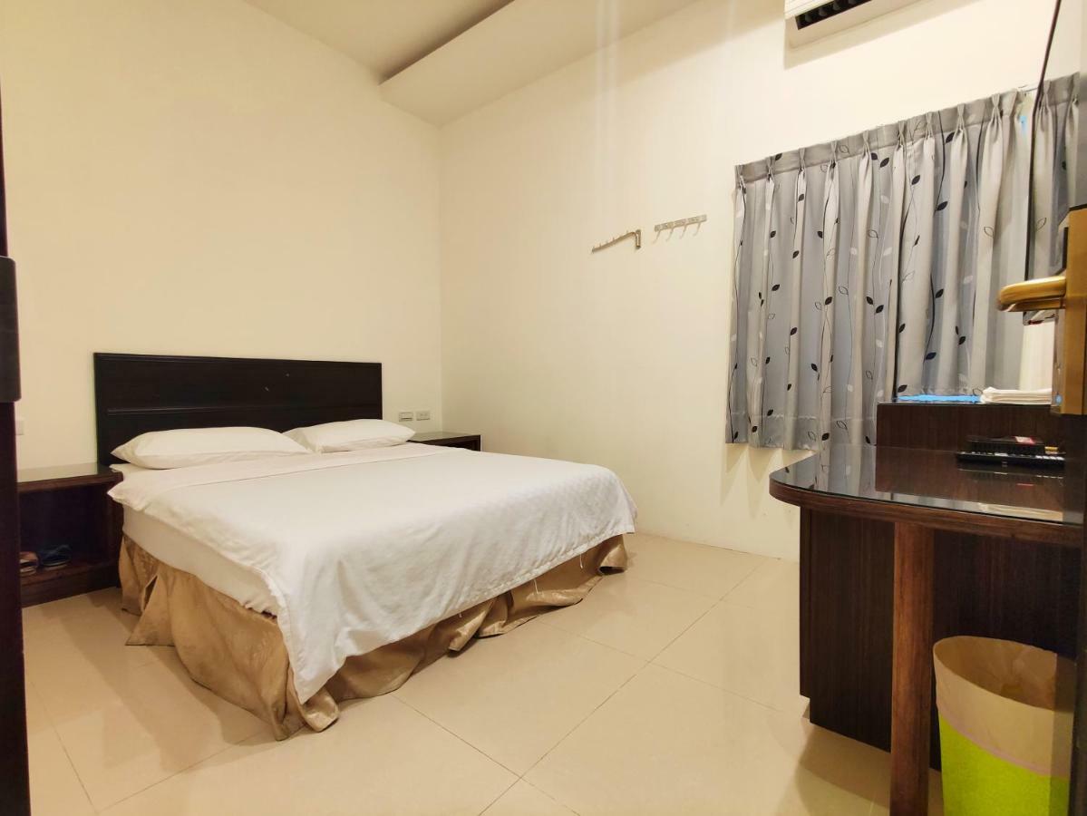 Feng Homestay Zhongpu Exterior foto